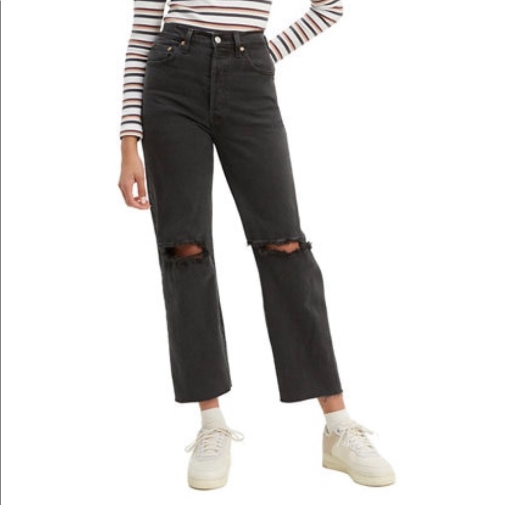 Levi’s Black Ribcage Ripped Knee Jeans